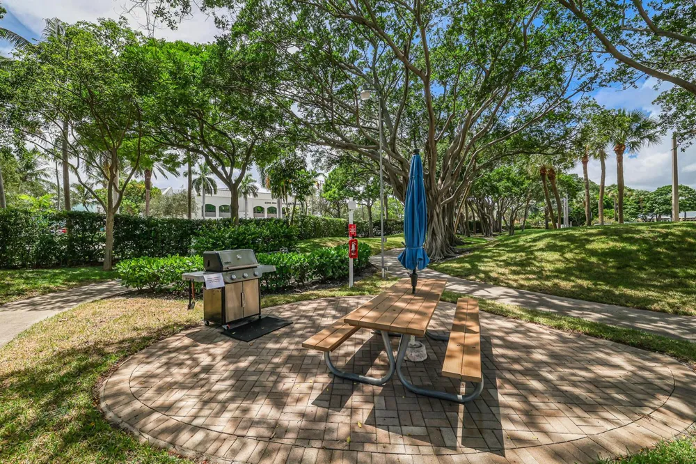 1523 E Hillsboro Boulevard #634 Deerfield Beach, FL 33441