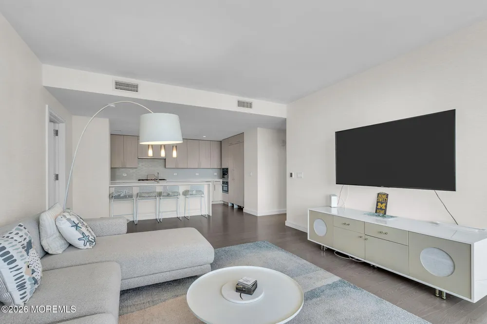 15 Morris Avenue #519 Long Branch, NJ 07740