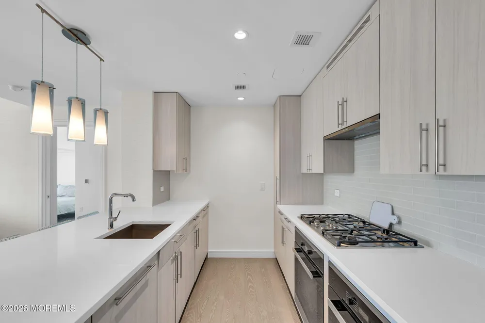15 Morris Avenue #519 Long Branch, NJ 07740