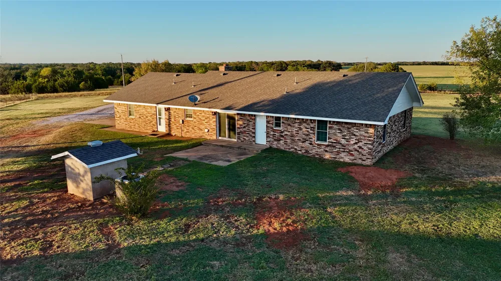 341947 E 810 ROAD Tryon, OK 74875