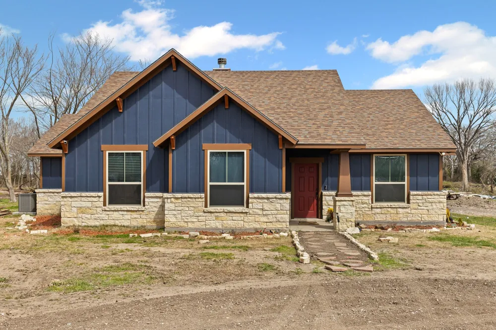 9427 FM 35 Royse City, TX 75189