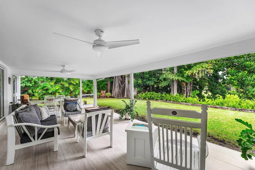 545 NW 7th Street Boca Raton, FL 33432