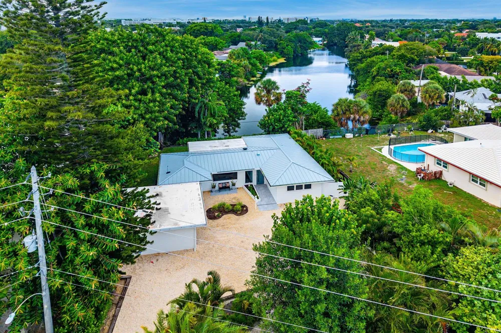 545 NW 7th Street Boca Raton, FL 33432