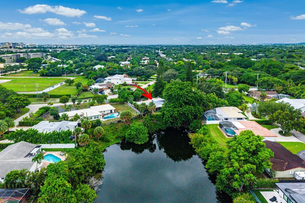 545 NW 7th Street Boca Raton, FL 33432
