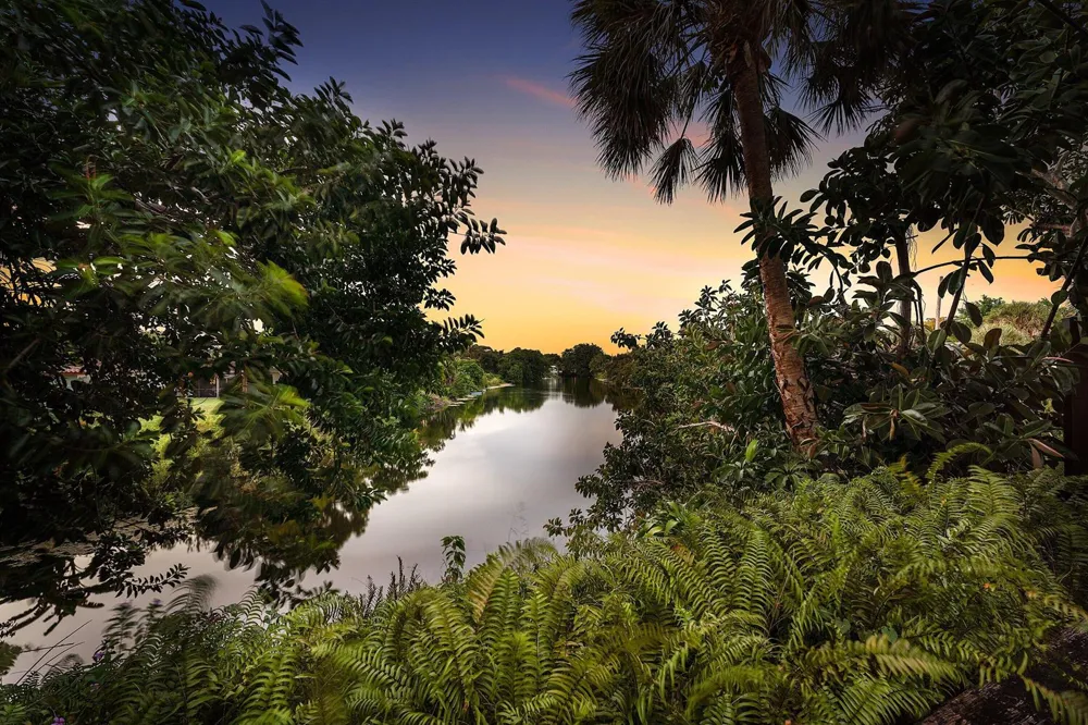 545 NW 7th Street Boca Raton, FL 33432