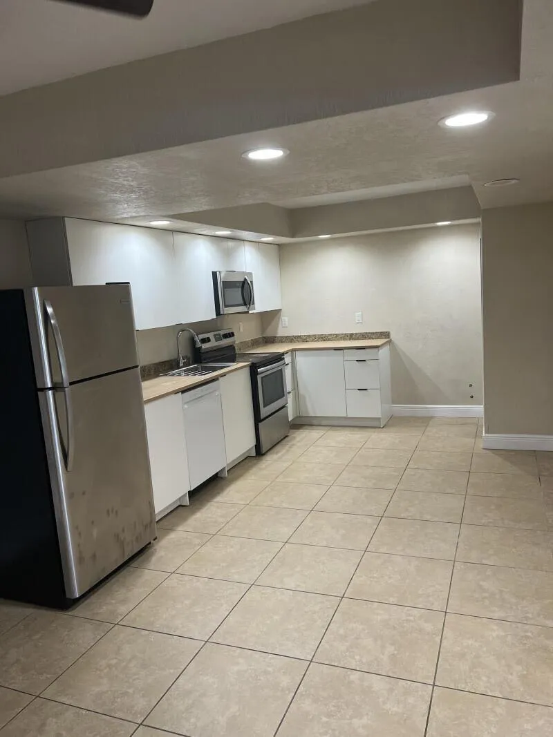 279 SE 8th Terrace #A Deerfield Beach, FL 33441