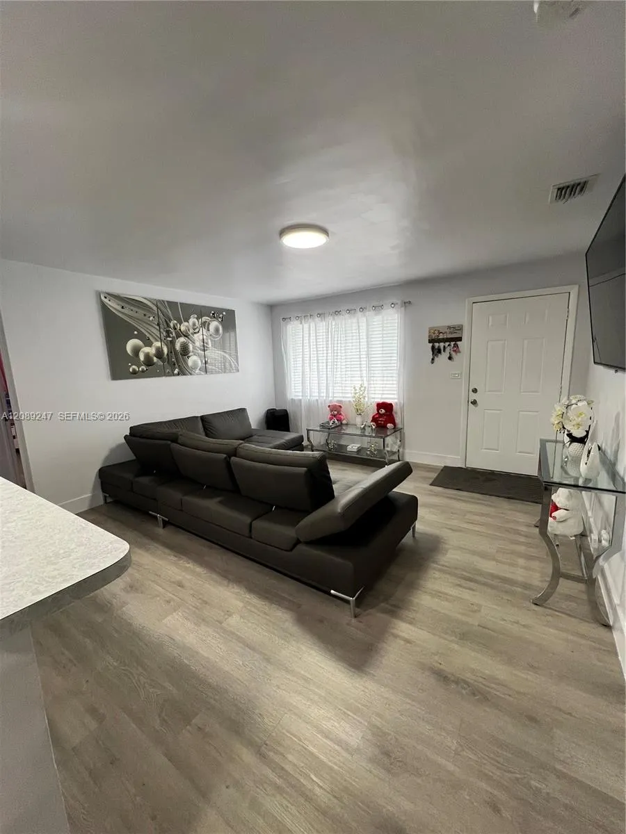 1310 Sharar Ave Opa-Locka, FL 33054