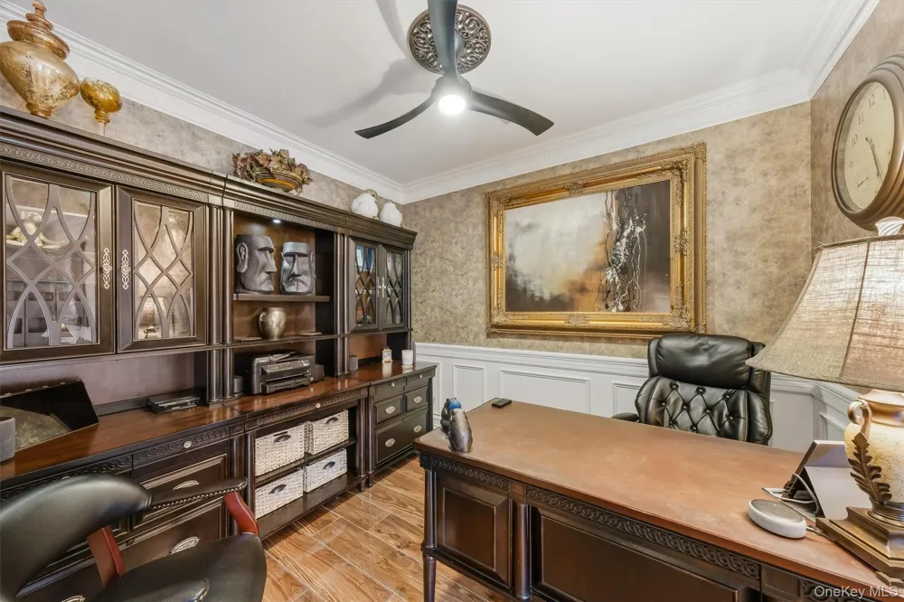 323 Trump Park Shrub Oak, NY 10588