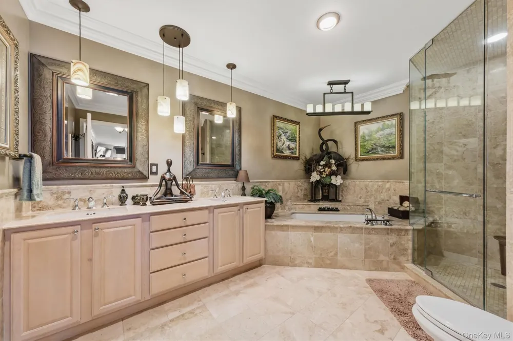 323 Trump Park Shrub Oak, NY 10588
