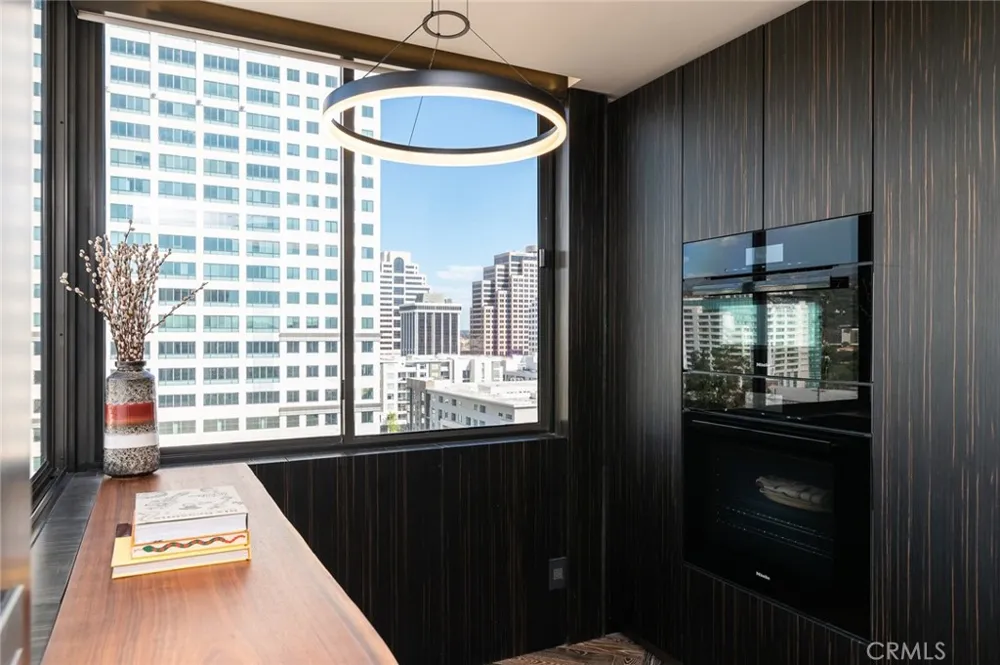 343 Pioneer Drive #1404 Glendale, CA 91203