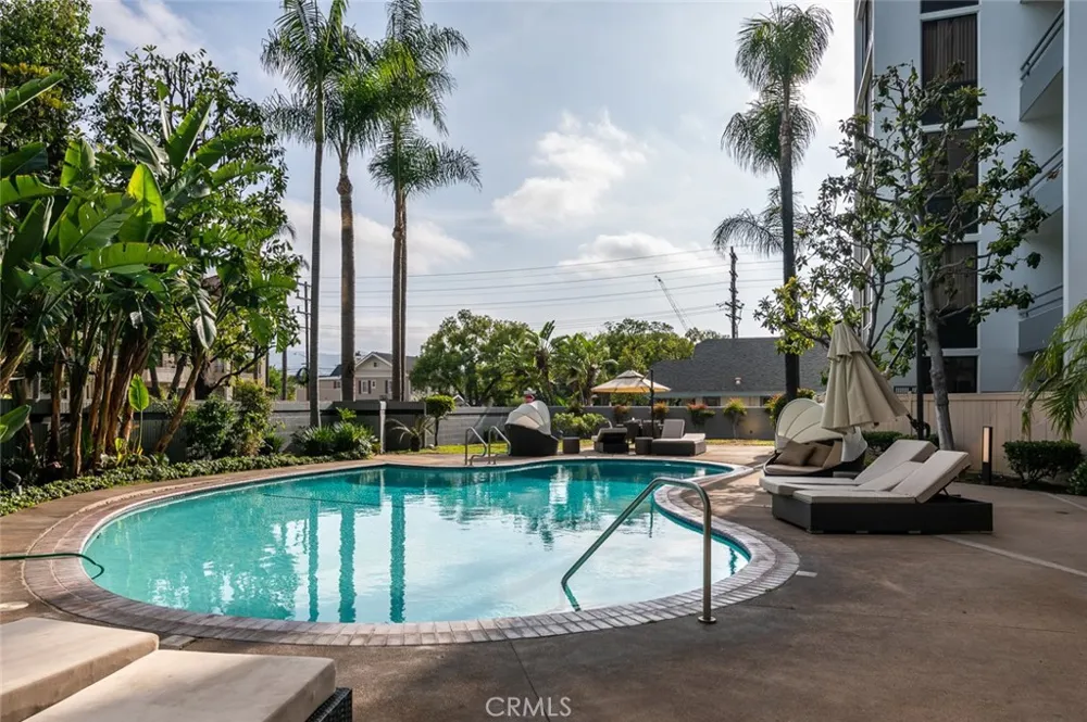 343 Pioneer Drive #1404 Glendale, CA 91203