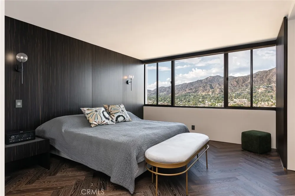 343 Pioneer Drive #1404 Glendale, CA 91203
