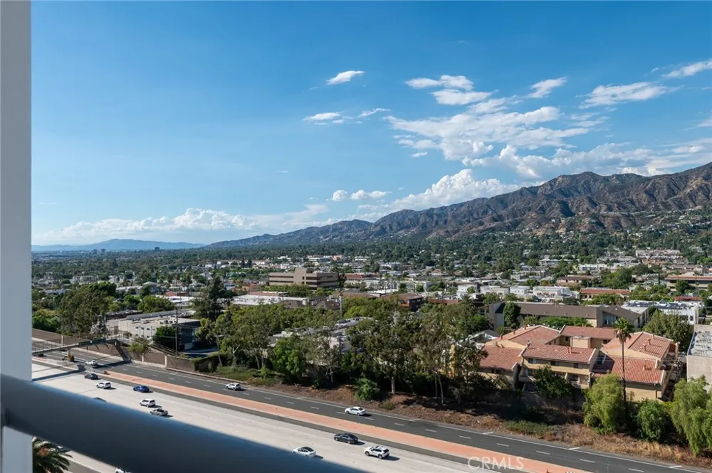 343 Pioneer Drive #1404 Glendale, CA 91203