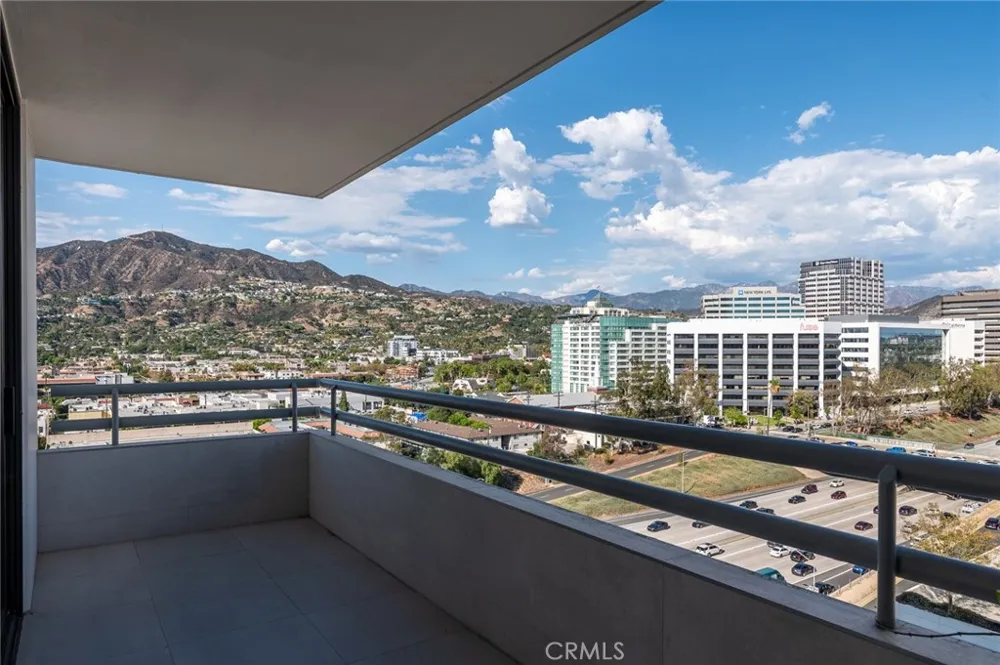 343 Pioneer Drive #1404 Glendale, CA 91203