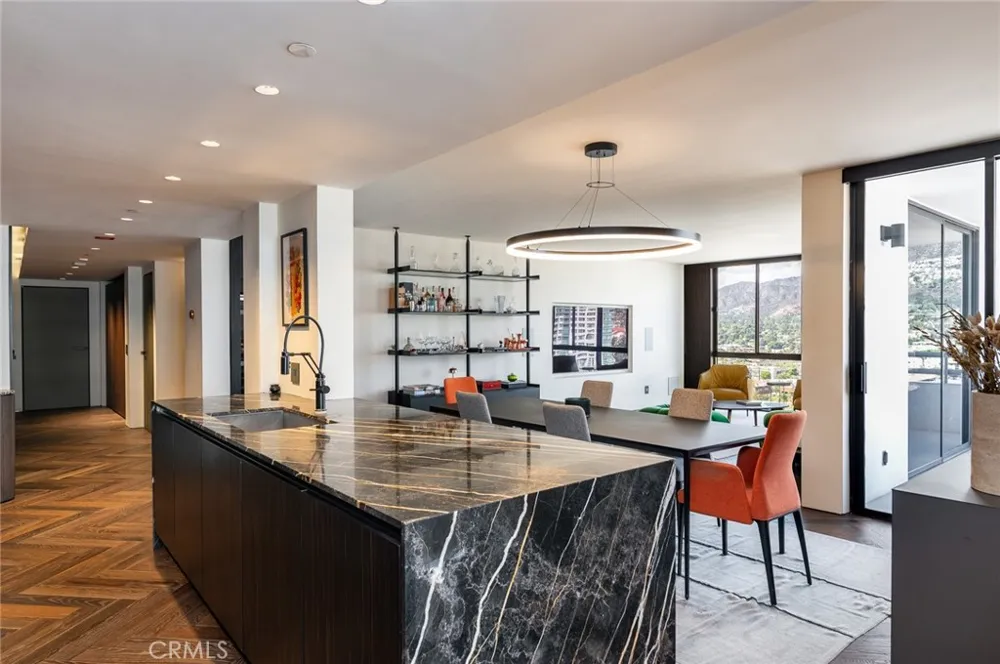 343 Pioneer Drive #1404 Glendale, CA 91203