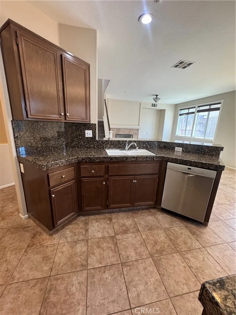 4440 Watermoor Drive Riverside, CA 92505