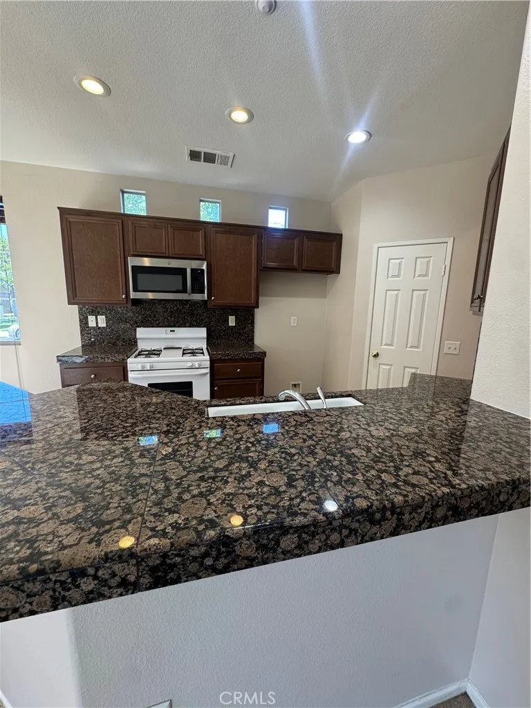 4440 Watermoor Drive Riverside, CA 92505