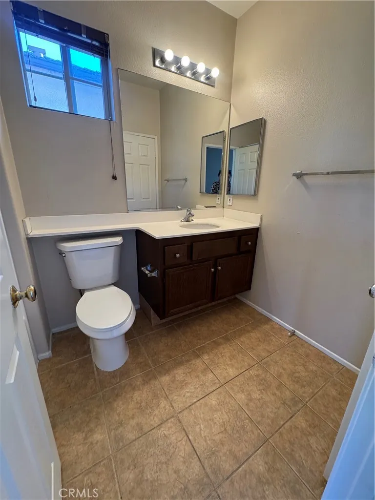 4440 Watermoor Drive Riverside, CA 92505