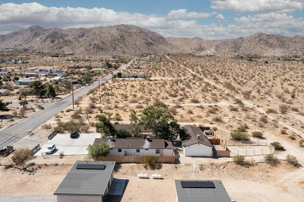 7382 Olympic Road Joshua Tree, CA 92252