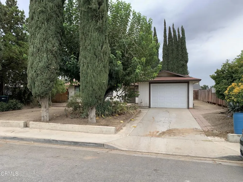 32562 Road 158 Ivanhoe, CA 93235