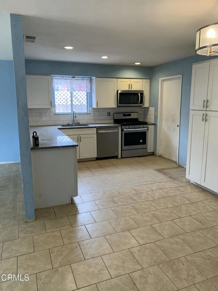 32562 Road 158 Ivanhoe, CA 93235
