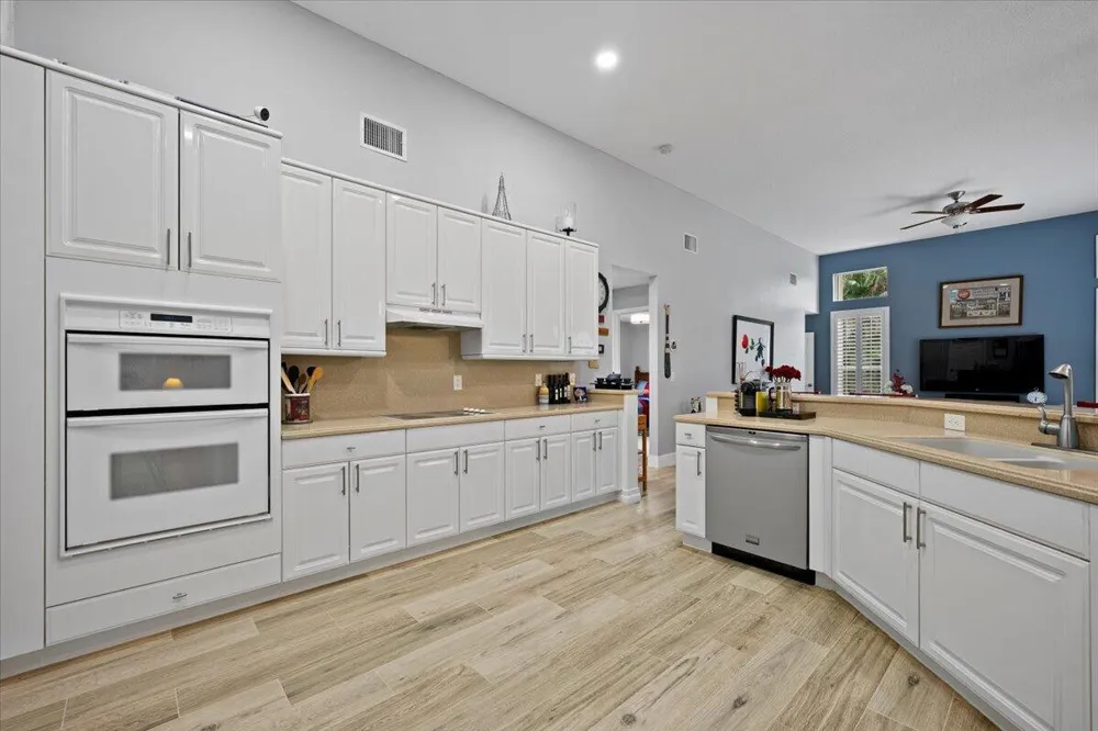 15522 Cypress Park Drive Wellington, FL 33414