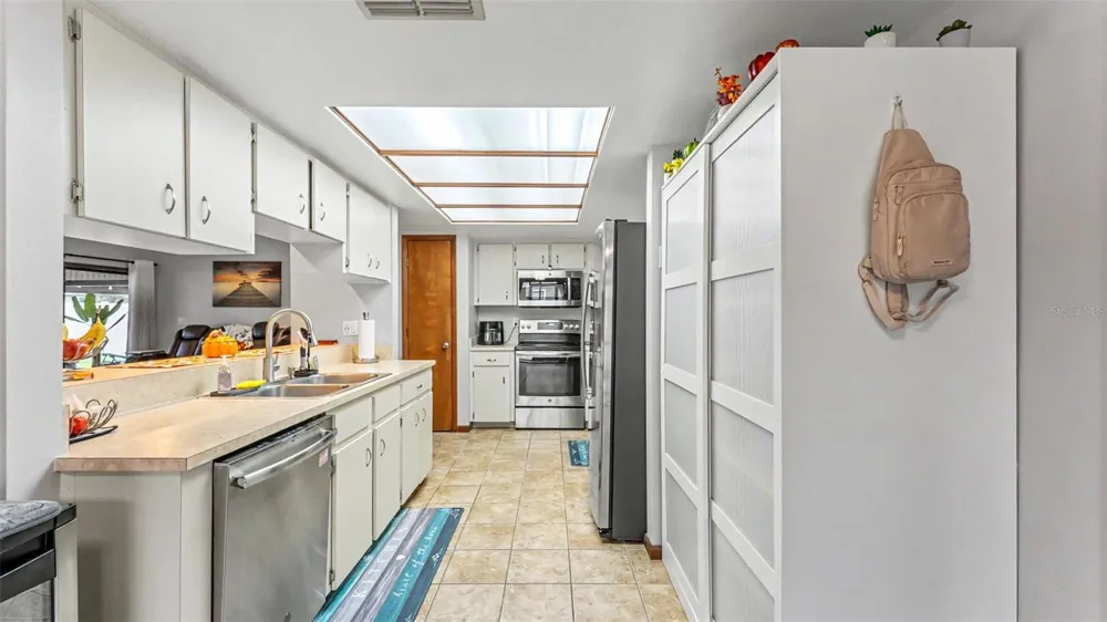 6352 BUTTERNUT DRIVE Lakeland, FL 33813
