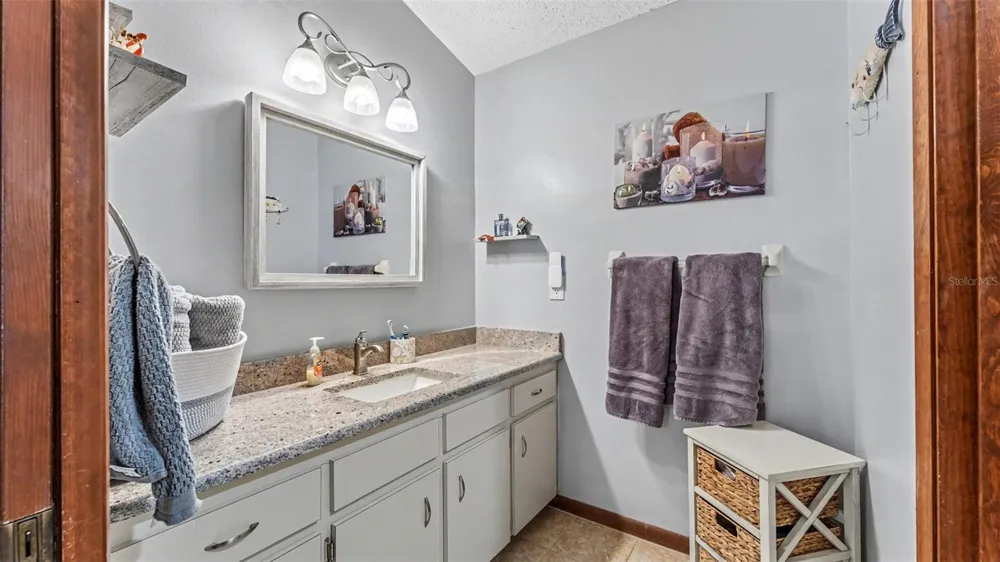 6352 BUTTERNUT DRIVE Lakeland, FL 33813