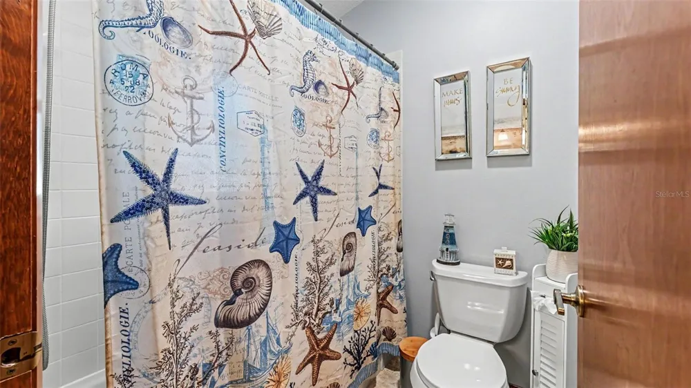 6352 BUTTERNUT DRIVE Lakeland, FL 33813