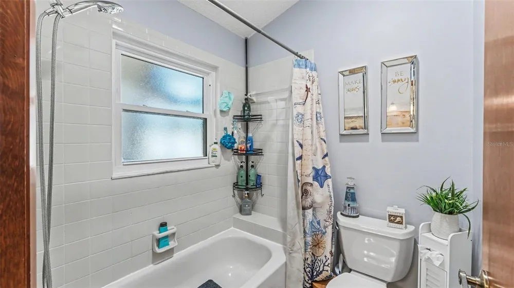 6352 BUTTERNUT DRIVE Lakeland, FL 33813