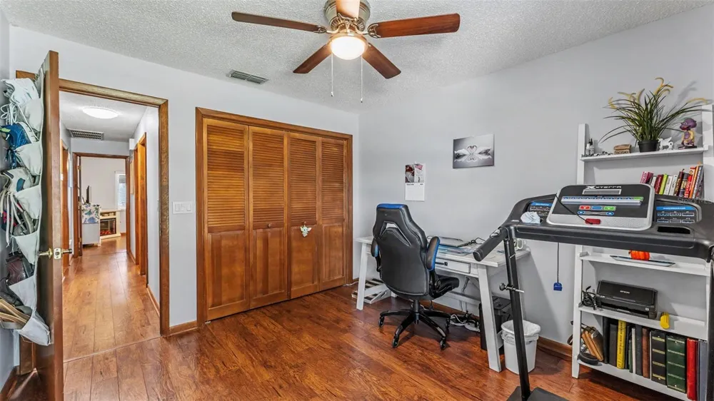 6352 BUTTERNUT DRIVE Lakeland, FL 33813