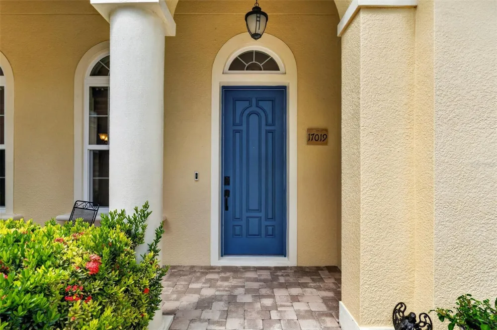 17019 4TH AVENUE E Bradenton, FL 34212