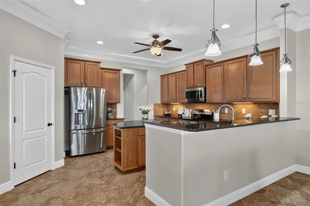 17019 4TH AVENUE E Bradenton, FL 34212
