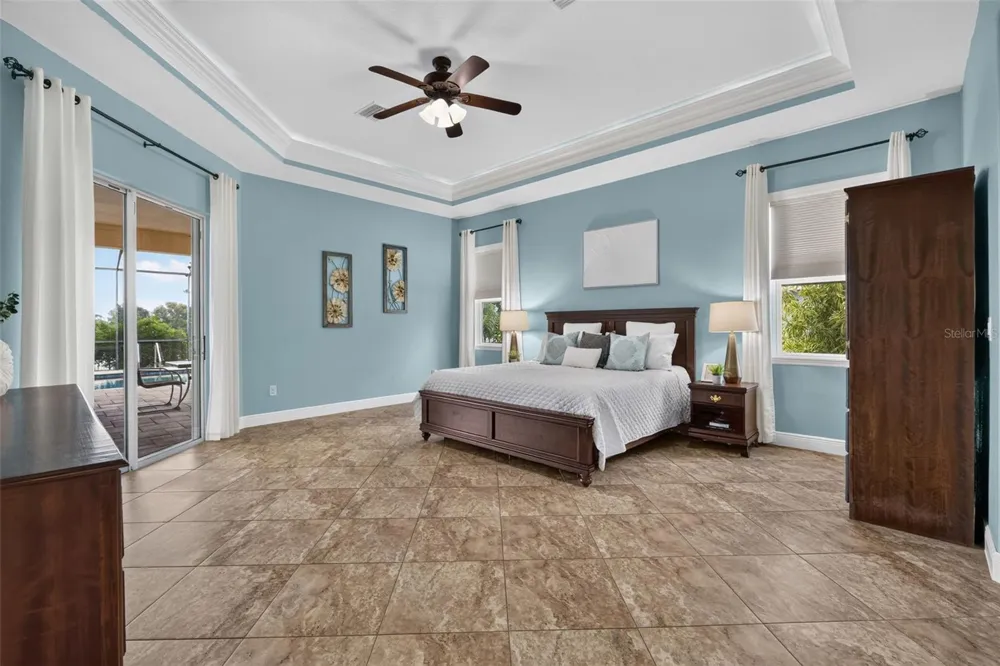 17019 4TH AVENUE E Bradenton, FL 34212