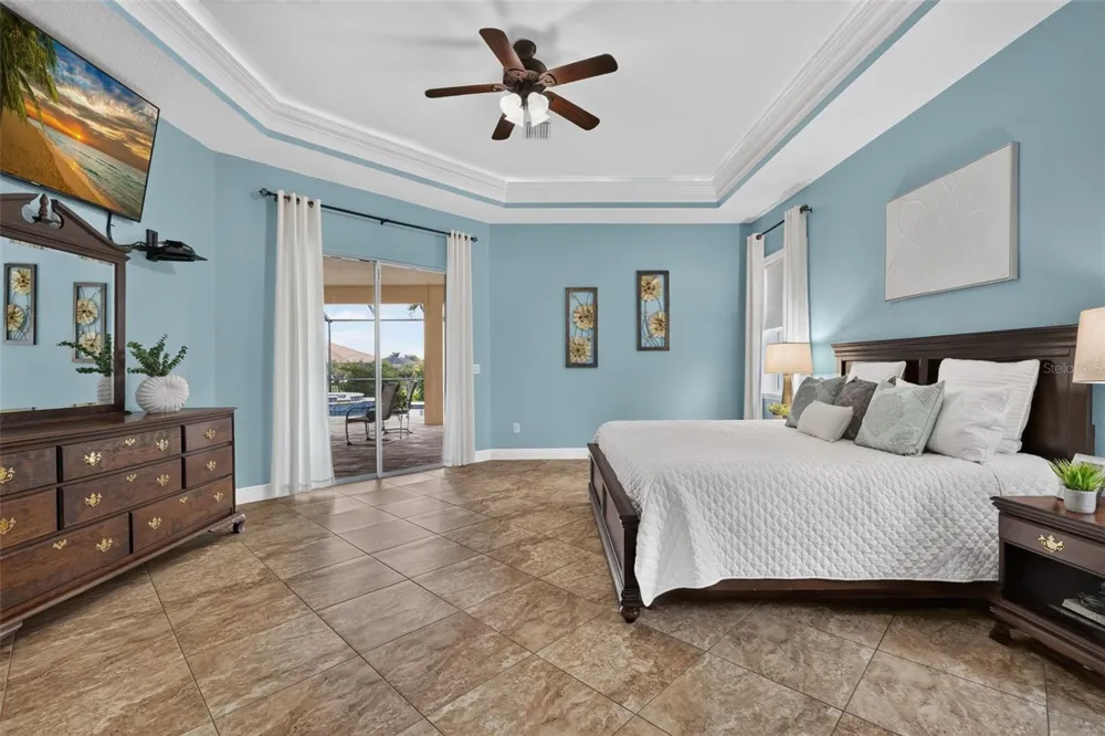 17019 4TH AVENUE E Bradenton, FL 34212