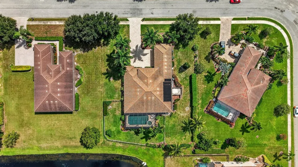 17019 4TH AVENUE E Bradenton, FL 34212
