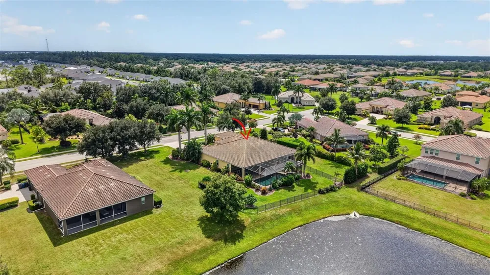 17019 4TH AVENUE E Bradenton, FL 34212