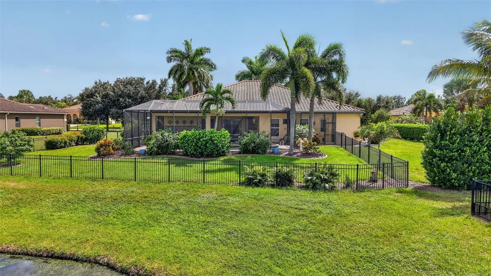 17019 4TH AVENUE E Bradenton, FL 34212