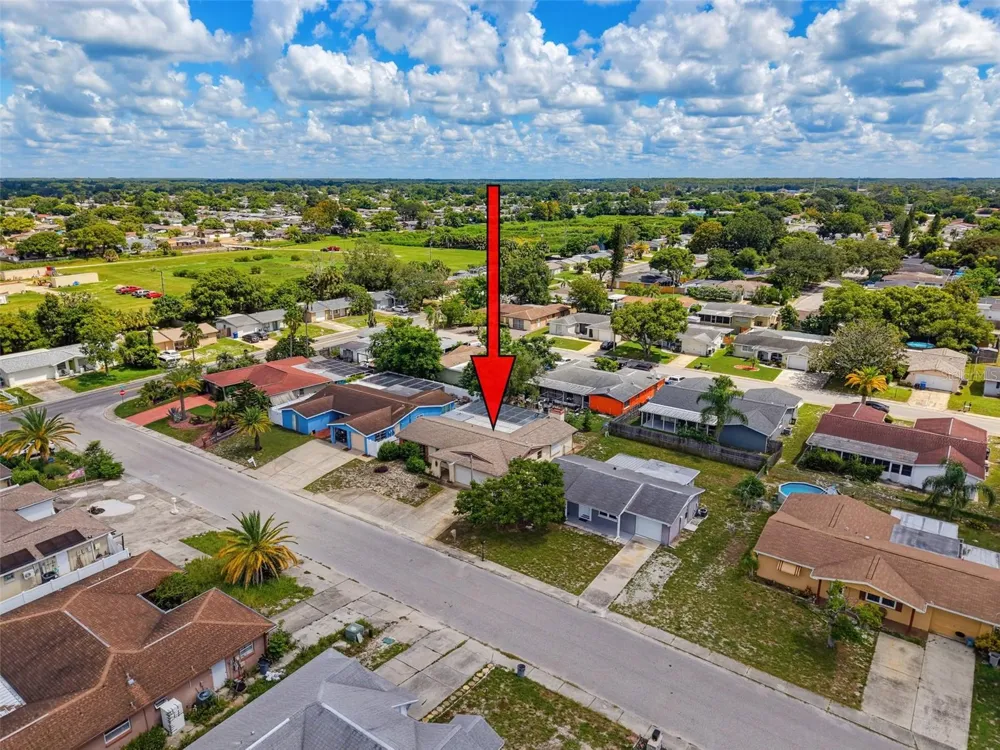 9916 LAKE CHRISE LANE Port Richey, FL 34668