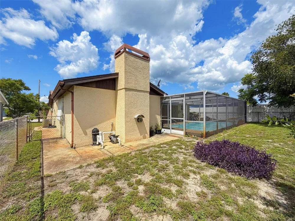 9916 LAKE CHRISE LANE Port Richey, FL 34668