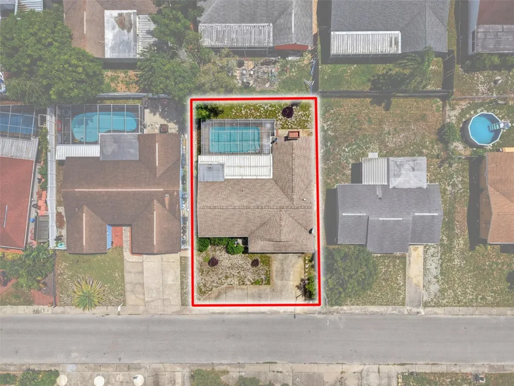 9916 LAKE CHRISE LANE Port Richey, FL 34668