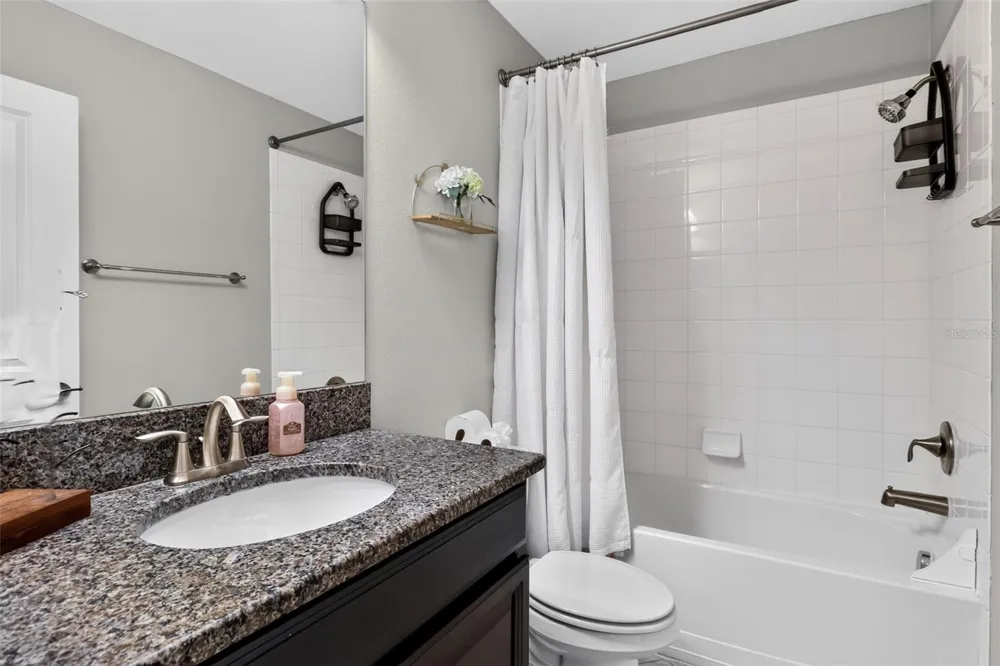 1677 LUDINGTON AVENUE Wesley Chapel, FL 33543