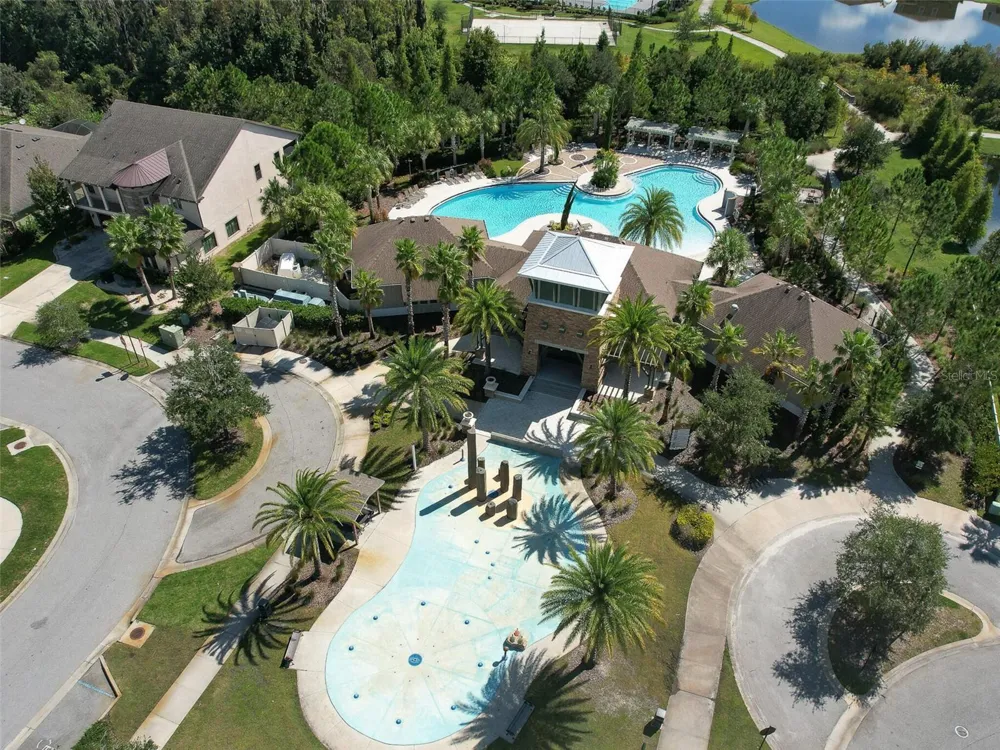 1677 LUDINGTON AVENUE Wesley Chapel, FL 33543