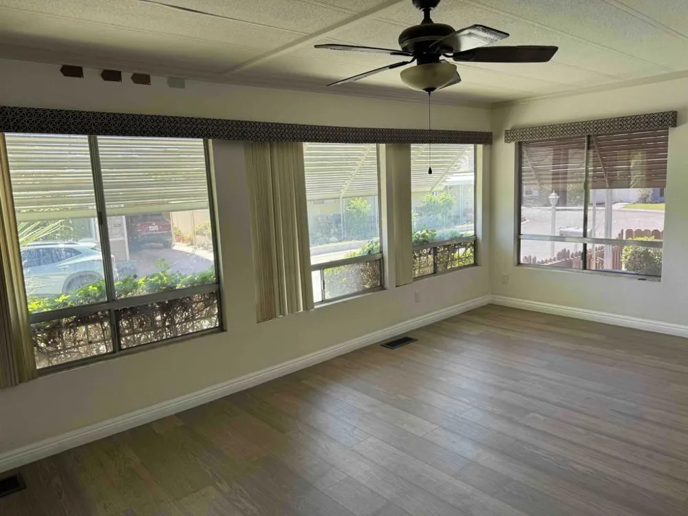 174 Vista De Oeste Palm Springs, CA 92264