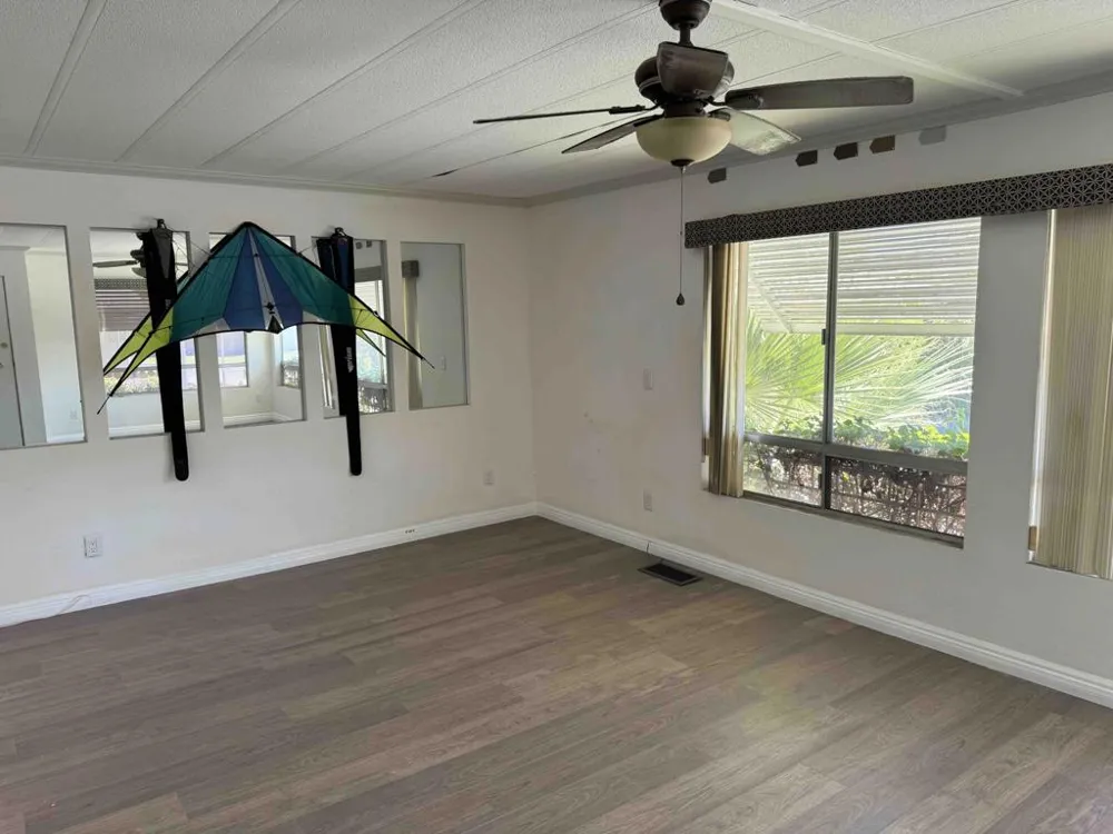 174 Vista De Oeste Palm Springs, CA 92264