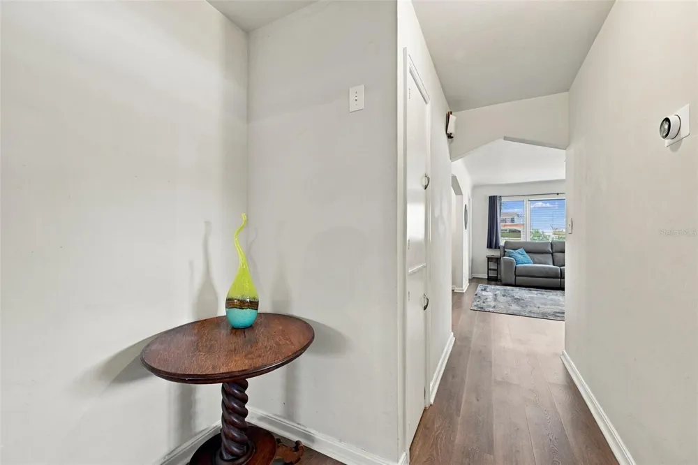 1044 32ND AVENUE St Petersburg, FL 33704