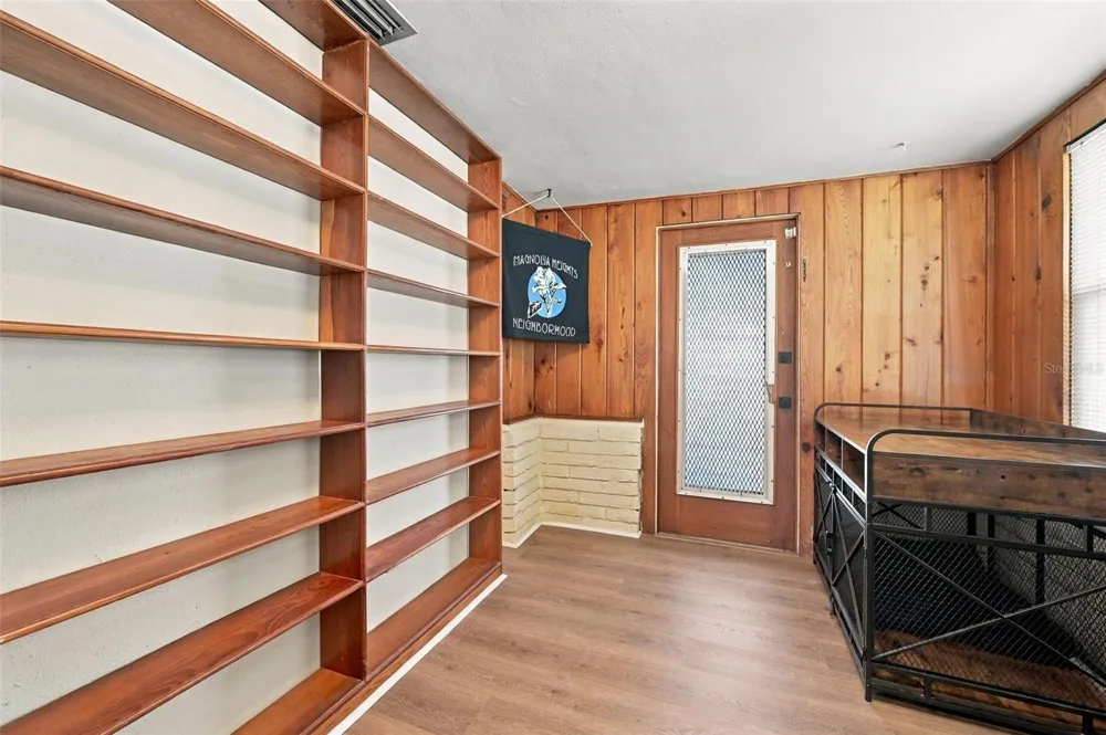 1044 32ND AVENUE St Petersburg, FL 33704