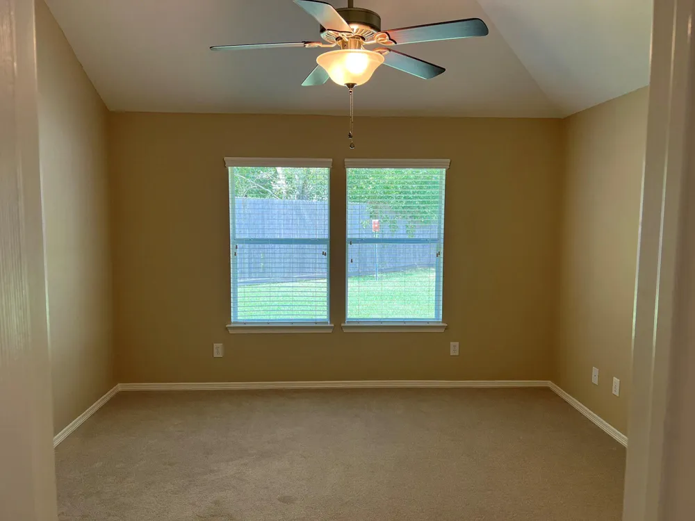 1826 Sherwood Forest Circle League City, TX 77573
