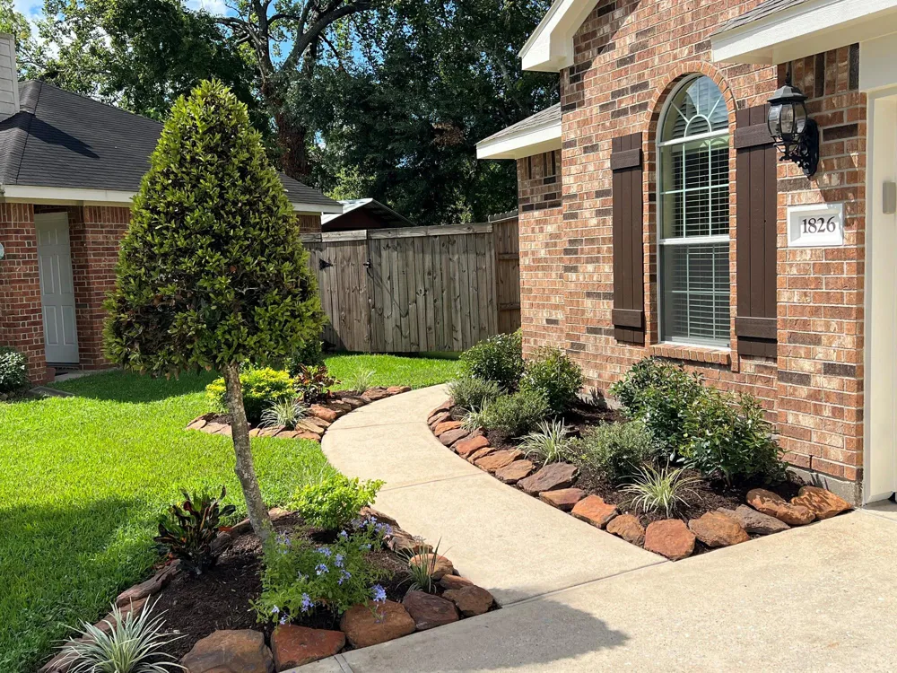 1826 Sherwood Forest Circle League City, TX 77573