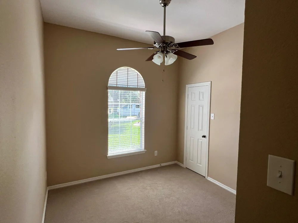 1826 Sherwood Forest Circle League City, TX 77573